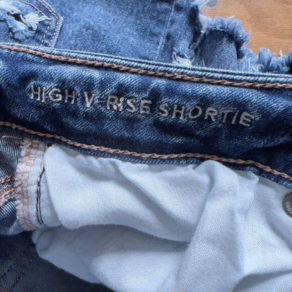 American Eagle Shorts Size 6 High V-Rise Shortie Distressed Cut-Off Lace Pockets - Picture 5 of 10